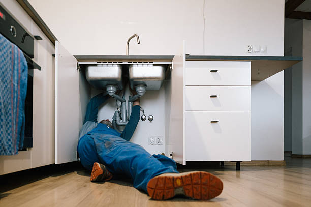 Professional Emergency Plumber technician working in Dublin, PA